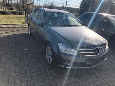 Gebraucht Mercedes C200 136 PS (100 kW) 2010 Grau Kombi