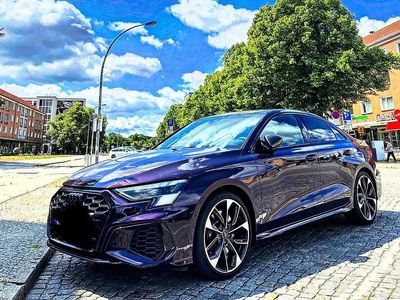 Violett Gebraucht 2022 Audi S3 Limousine | 39.500 € (Etwas zu teuer)