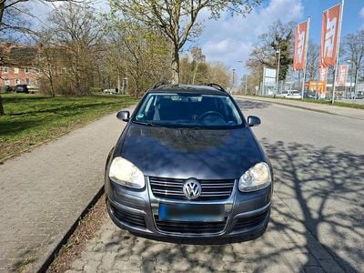 Second-hand VW Golf VI 80 CP (58 kW) 2008 Gri Hatchback