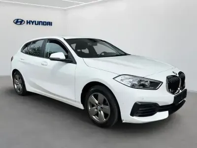 Gebraucht BMW 118 Advantage 140 PS (102 kW) 2020 Alpinweiss iii Kleinwagen
