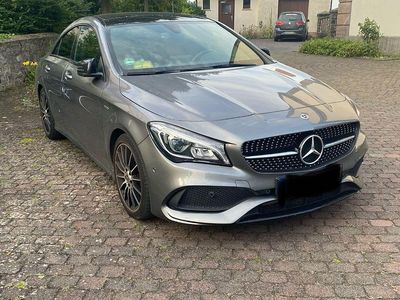 Gebraucht Mercedes CLA200 AMG line 136 PS (100 kW) 2017 Grau Coupé