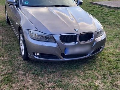 gebraucht BMW 318 i Edition Lifestyle Automatik Panorama