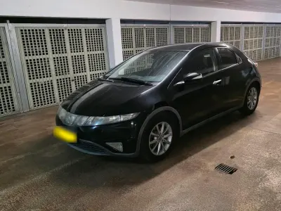 Gebraucht Honda Civic 75 PS (55 kW) 2007 Schwarz Kleinwagen