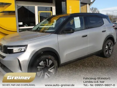 Neu Opel Frontera 145 PS (106 kW) 2026 Kristall silber (metallic) SUV