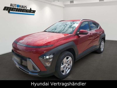 Gebraucht Hyundai Kona Trend 120 PS (88 kW) 2023 Ultimate red / met SUV