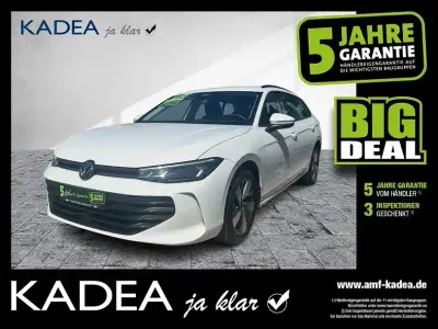 Gebraucht VW Passat 150 PS (110 kW) 2025 Weiß Kombi