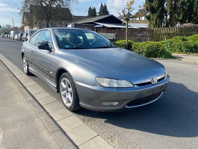 Usado Peugeot 406 Platinum 207 HP (152 kW) 2001 Cinzento
