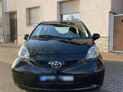 Gebraucht Toyota Aygo 68 PS (50 kW) 2008 Schwarz Kleinwagen