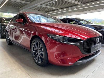 Nowe Mazda 3 Exclusive 140 KM (102 kW) 2025 Czerwony Sedan/Limuzyna