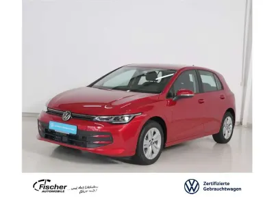 Gebraucht VW Golf VIII Life 116 PS (85 kW) 2025 Rot Limousine