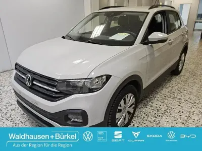 Gebraucht VW T-Cross Basis 95 PS (69 kW) 2022 Ascotgrau SUV