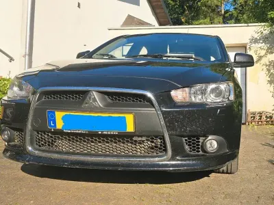 Gebraucht Mitsubishi Lancer Instyle 140 PS (102 kW) 2010 Schwarz Limousine