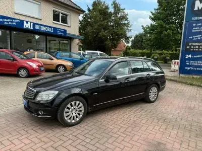 Gebraucht Mercedes C200 136 PS (100 kW) 2009 Schwarz Limousine