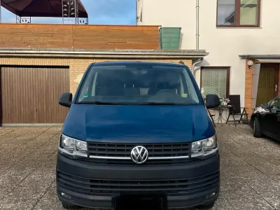 Używany VW Transporter 150 KM (110 kW) 2018 Niebieski Van