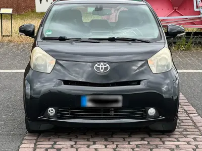 Gebraucht Toyota iQ 68 PS (50 kW) 2009 Schwarz Kleinwagen