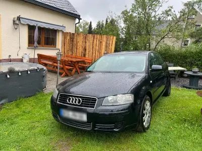 Usado Audi A3 102 HP (75 kW) 2003 Preto Citadino