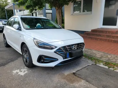 Gebraucht Hyundai i30 159 PS (116 kW) 2021 Weiß Kombi