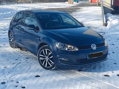 Gebraucht VW Golf VII LOUNGE 125 PS (91 kW) 2015 Blau Limousine