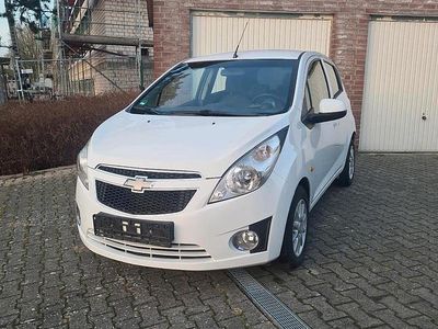 Weiß Gebraucht 2011 Chevrolet Spark LS Kleinwagen | 2.750 € (Etwas zu teuer)