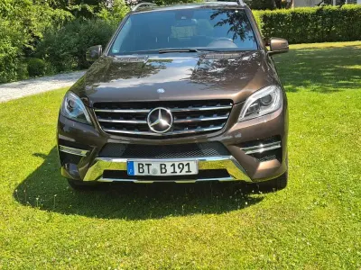 Gebraucht Mercedes ML350 AMG Edition 1 258 PS (189 kW) 2012 Braun SUV