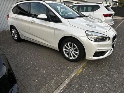BMW 220