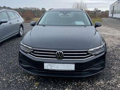 Gebraucht VW Passat Conceptline 150 PS (110 kW) 2022 Deep black perleffekt (metallic) Kombi