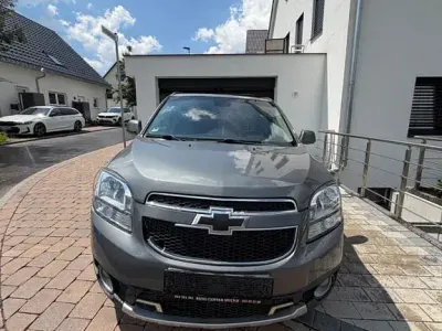 Gebraucht Chevrolet Orlando LT 163 PS (119 kW) 2011 Grau Van / Kleinbus