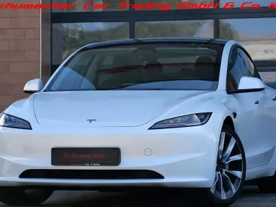 Usata Tesla Model 3 366 kW (498 CV) 2024 Bianco Berlina