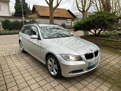 Gebraucht BMW 320 163 PS (119 kW) 2006 Silber Kombi
