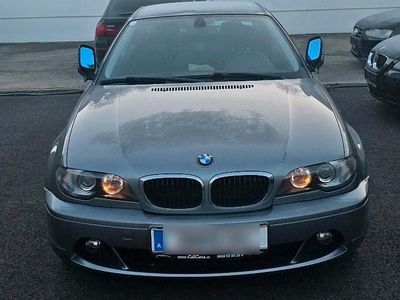 Grau Gebraucht 2004 BMW 320 Coupé | 9.890 €