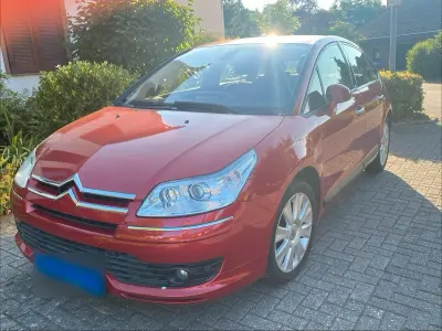 Gebraucht Citroën C4 Exclusive 136 PS (100 kW) 2005 Rot Limousine