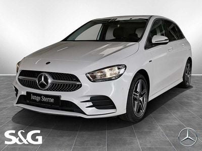 Unilack polarweiß Gebraucht 2021 Mercedes B250e AMG line Van / Kleinbus | 20.860 € (Fairer Preis)