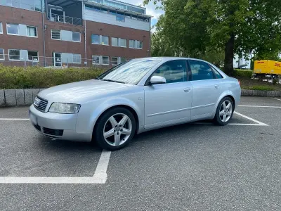 Gebraucht Audi A4 163 PS (119 kW) 2004 Silber Limousine