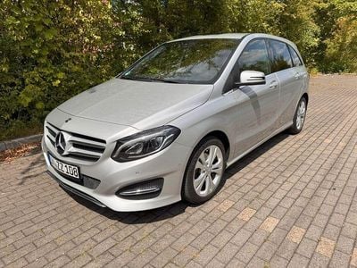 Mercedes B180