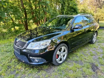 Używany Skoda Octavia 170 KM (125 kW) 2011 Czarny Kombi