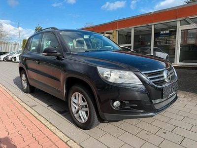 Second-hand VW Tiguan Trendline 150 CP (110 kW) 2010 Negru SUV