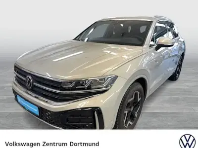 Gebraucht VW Touareg R-line 231 PS (169 kW) 2025 Beige SUV