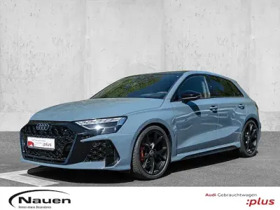 Gebraucht Audi RS3 Sportback Ambiente 400 PS (294 kW) 2025 Kemoragrau metallic Kleinwagen