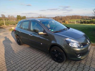 Second-hand Renault Clio GrandTour Dynamique 75 CP (55 kW) 2008 Verde Break