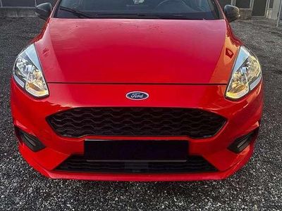 Gebraucht Ford Fiesta S 140 PS (102 kW) 2019 Rot Limousine