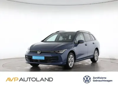 Gebraucht VW Golf VIII Life 116 PS (85 kW) 2025 Anemonenblau Kombi