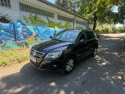 Gebraucht VW Tiguan Team 140 PS (102 kW) 2010 Schwarz SUV