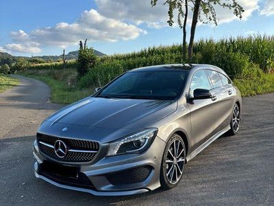 Mercedes CLA220