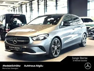 Gebraucht Mercedes B250 Progressive 224 PS (164 kW) 2024 Lack mountaingrau (metallic) Van / Kleinbus