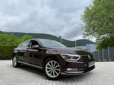 Używany VW Passat Highline 150 KM (110 kW) 2016 Czerwony Sedan/Limuzyna