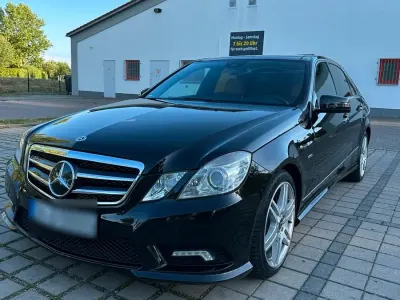 Gebraucht Mercedes E350 AMG line 231 PS (169 kW) 2009 Schwarz Limousine