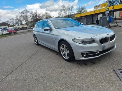 Second-hand BMW 530 Luxury Line 258 CP (189 kW) 2014 Argintiu Break