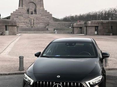 Gebraucht Mercedes A250 AMG line 218 PS (160 kW) 2020 Schwarz Limousine