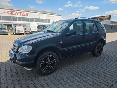 Mercedes ML320