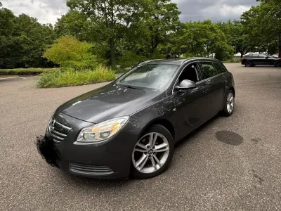 Gebraucht Opel Insignia 130 PS (95 kW) 2012 Grau Kombi
